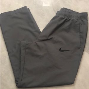 Athletic pants
